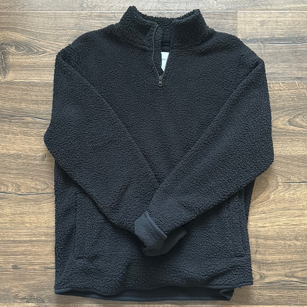Old navy black Sherpa pullover size large